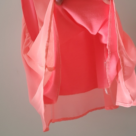 Crop Top - Picture 3 of 6